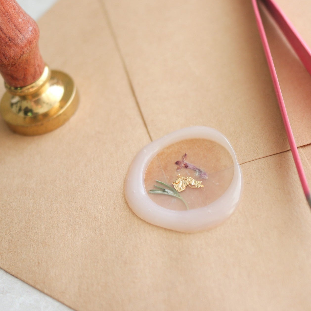 Wax Seal Beads - Ghost