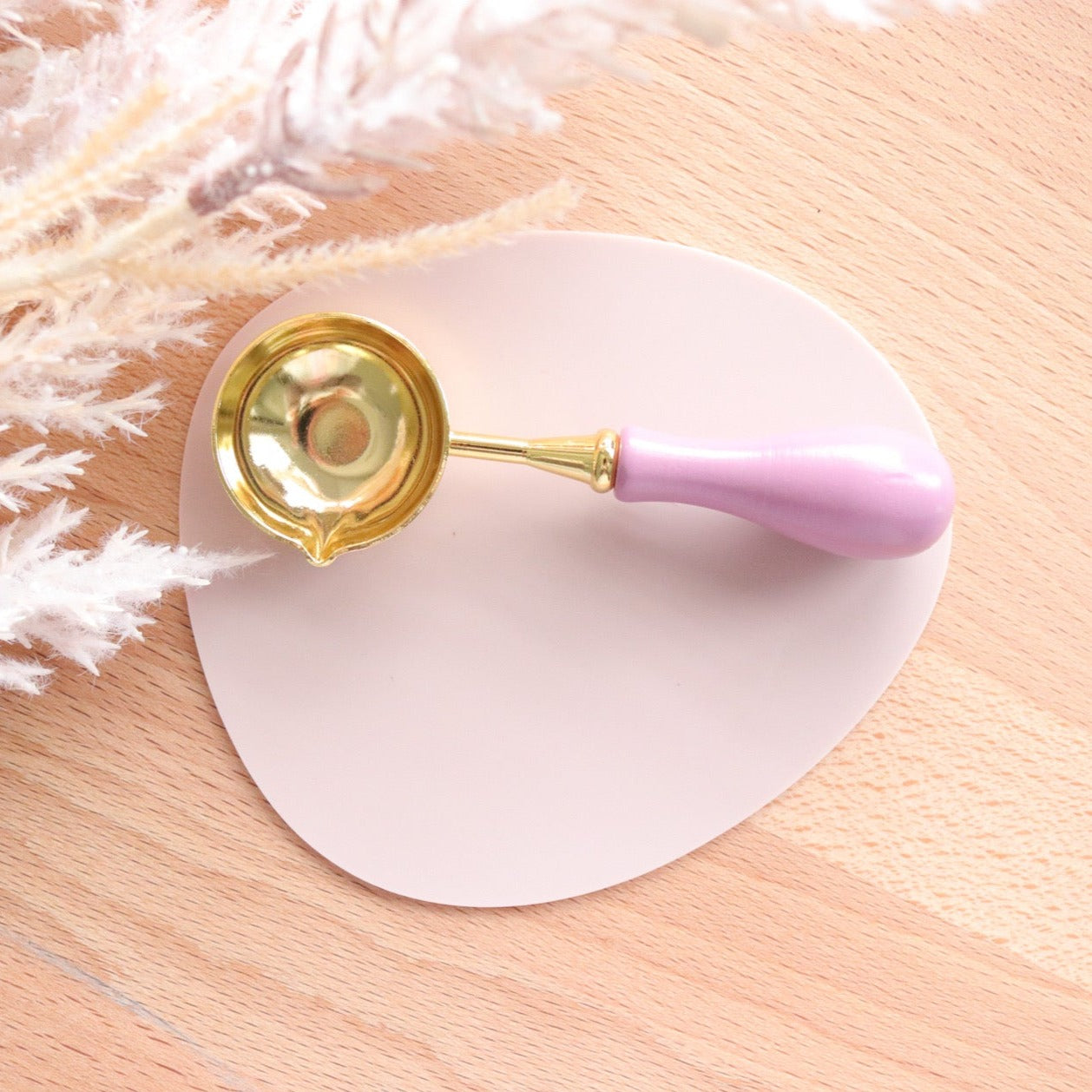 Melting Spoon - Carnation Pink Handle