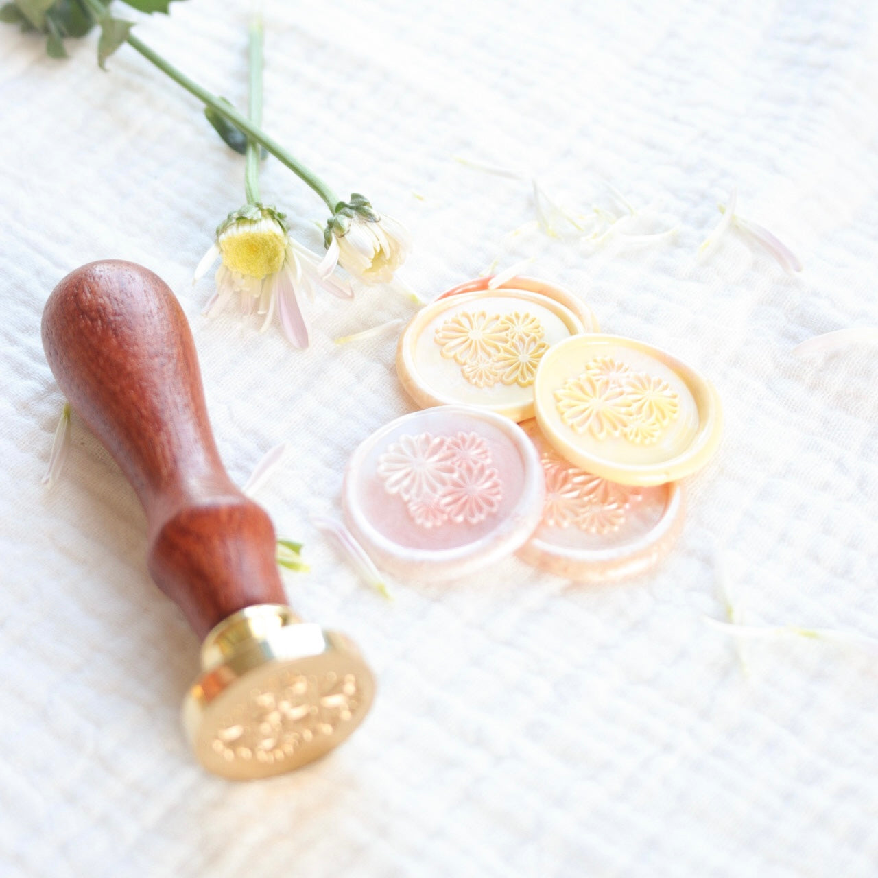 Wax Seal Stamp - Daisies