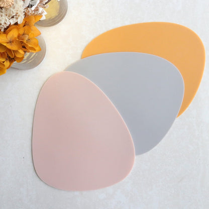 Pouring Mat - Blush