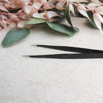Precision Point Tweezers - Black