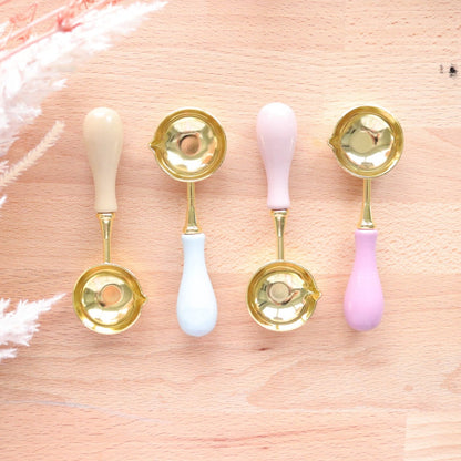 Melting Spoon - Sand Beige Handle