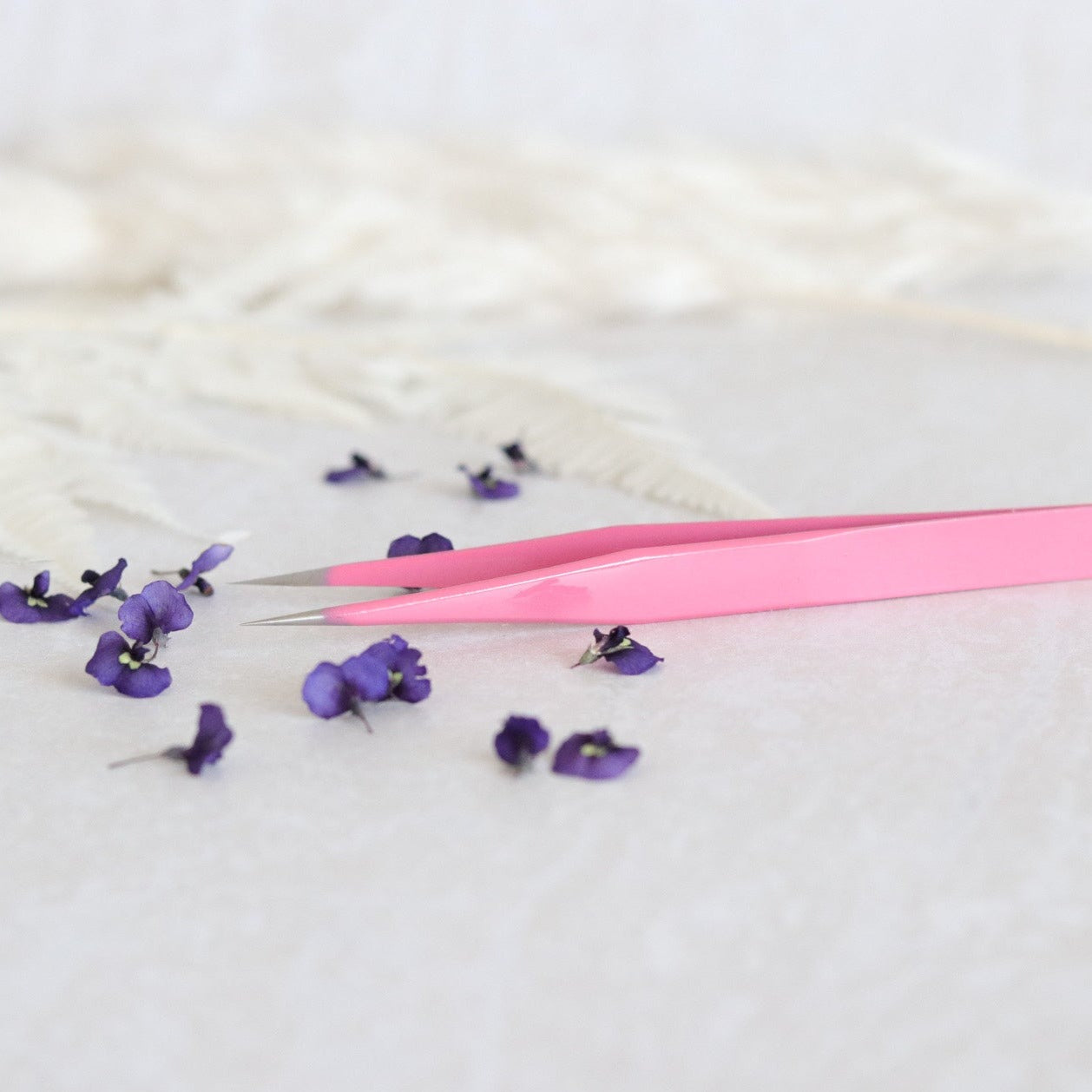 Precision Point Tweezers - Pink